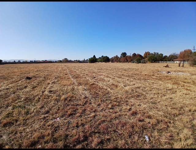 4,108M² VACANT LAND FOR SALE IN HENLEY ON KLIP